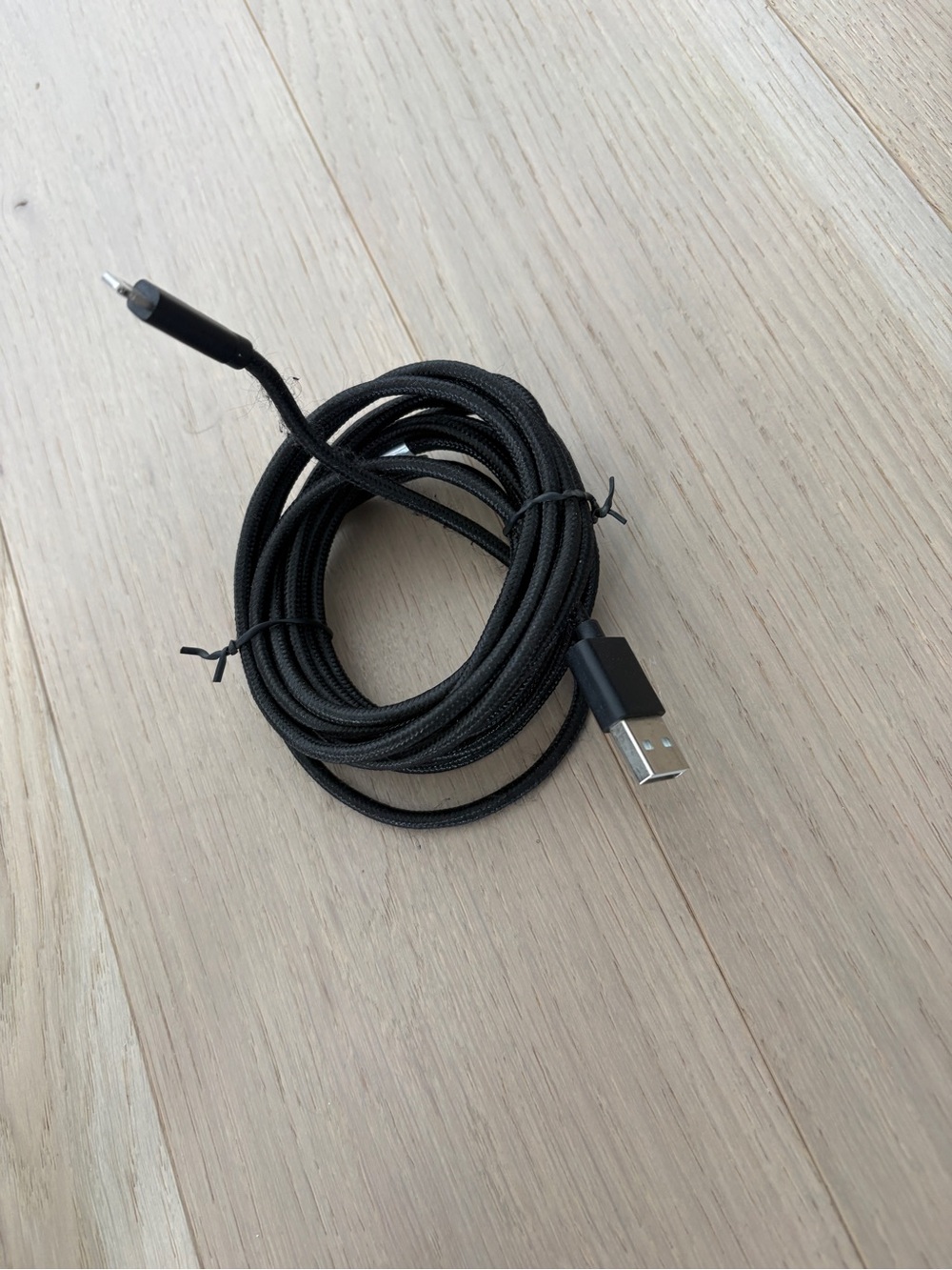 Black Braided USB to Micro-USB Charging Cable